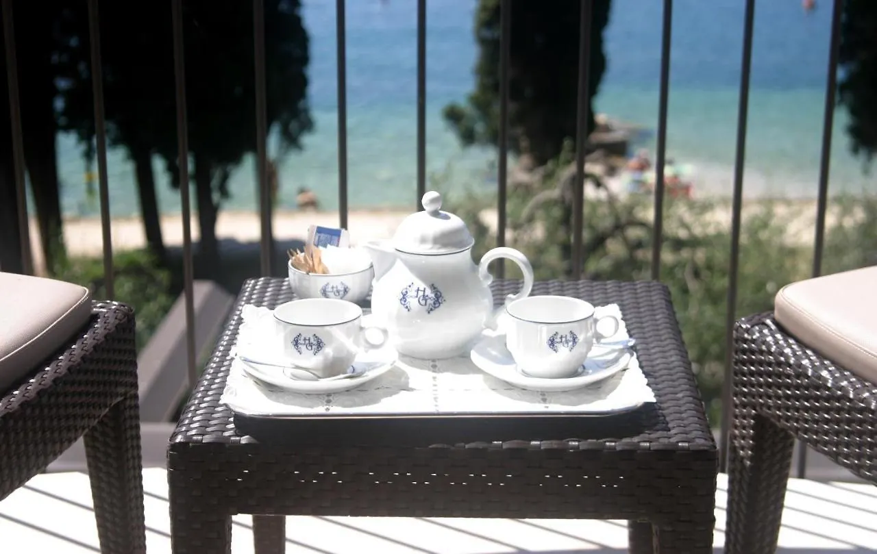 Hotel Galvani Torri Del Benaco